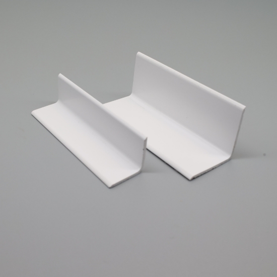 Picture of Internal Angle White 25x25 3050mm