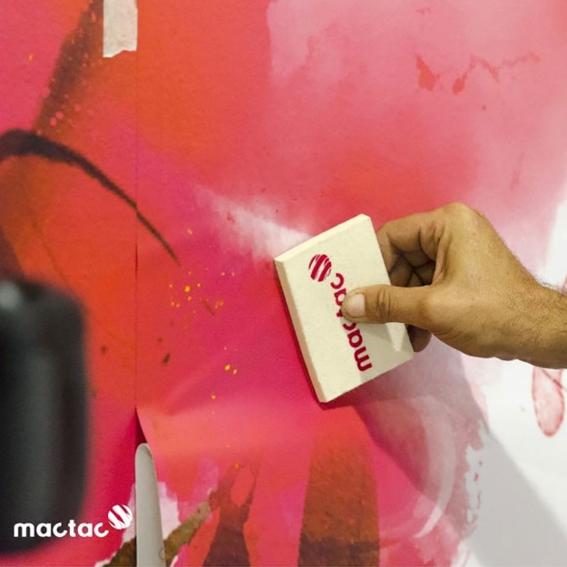 Picture of Mactac WW 309 Gloss White high tack wall film 1.524 x 50m