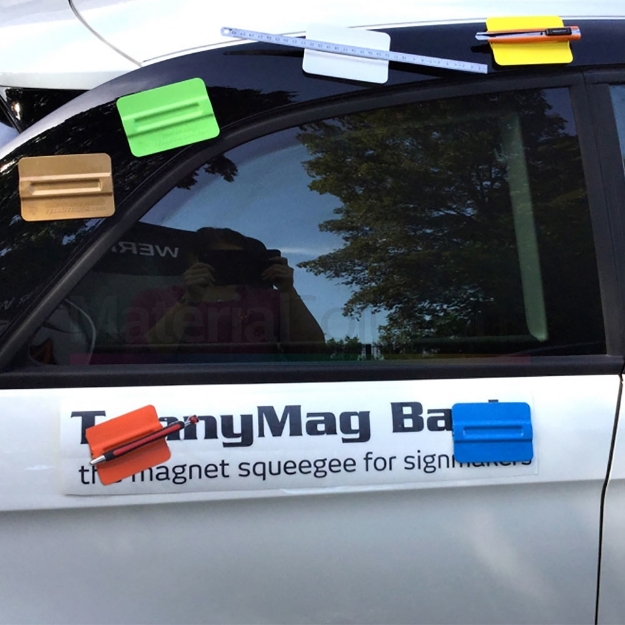 Picture of TonnyMag Basic magnetic squeegees